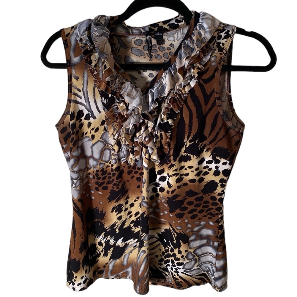 Milano sleeveless top with beautiful ruffles around neck. Size Small